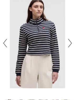 Lululemon Navy & Cream Striped Half-Zip Pullover cropped never worn
